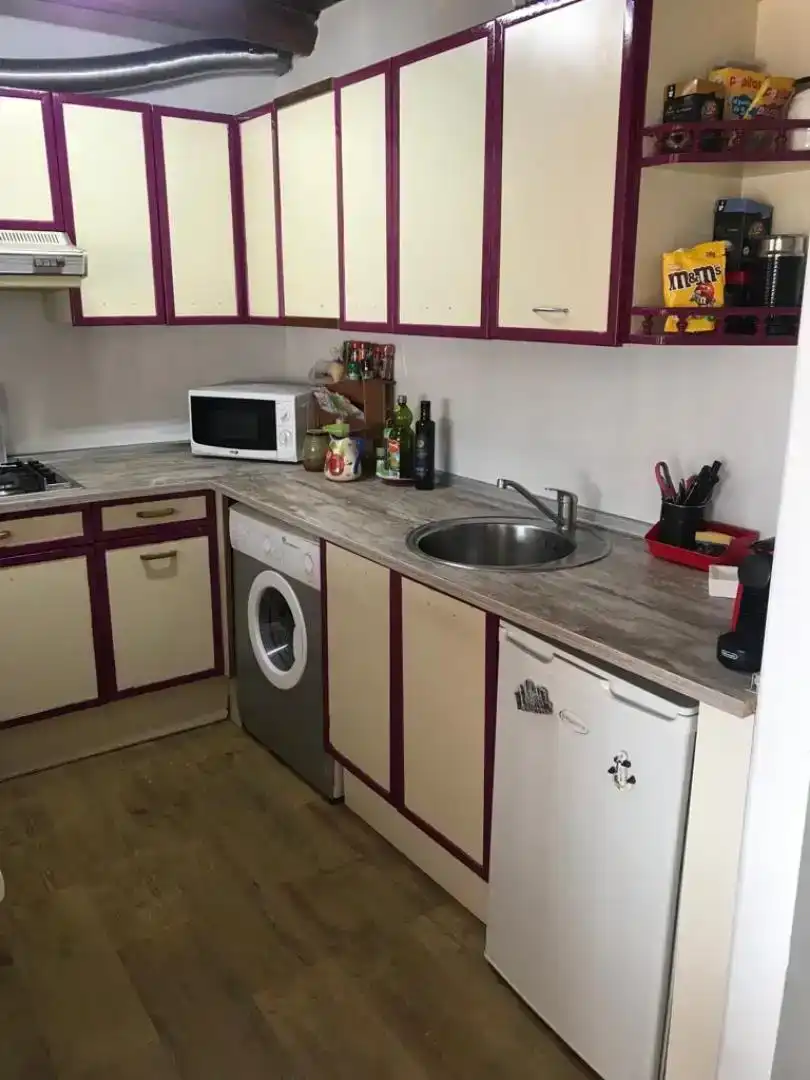 Cocina de Casa adosada de alquiler en Benavides con Jardín privado, Parquet y Amueblado