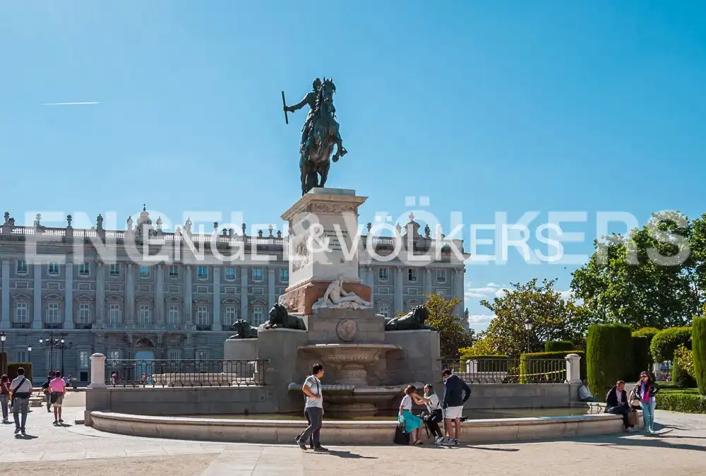 Exterior view of Flat for rent in Madrid  with Air Conditioner, Heating and Terrace