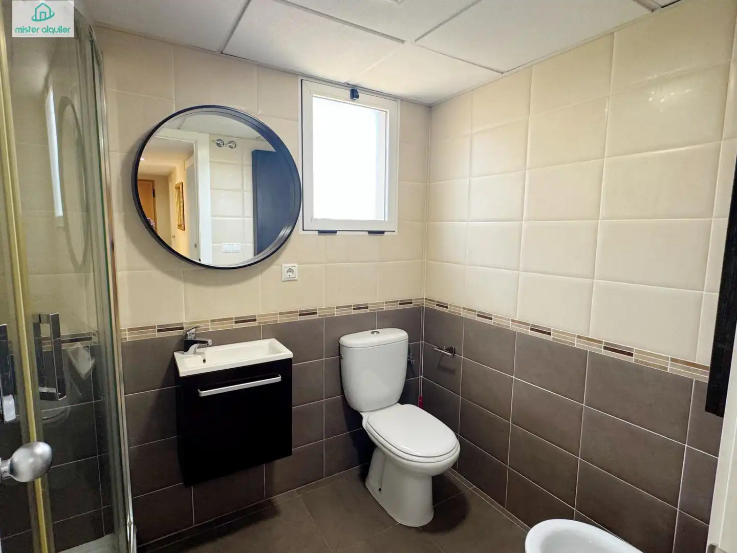 Baño de Apartamento de alquiler en Sant Joan d'Alacant con Aire acondicionado, Jardín privado y Terraza