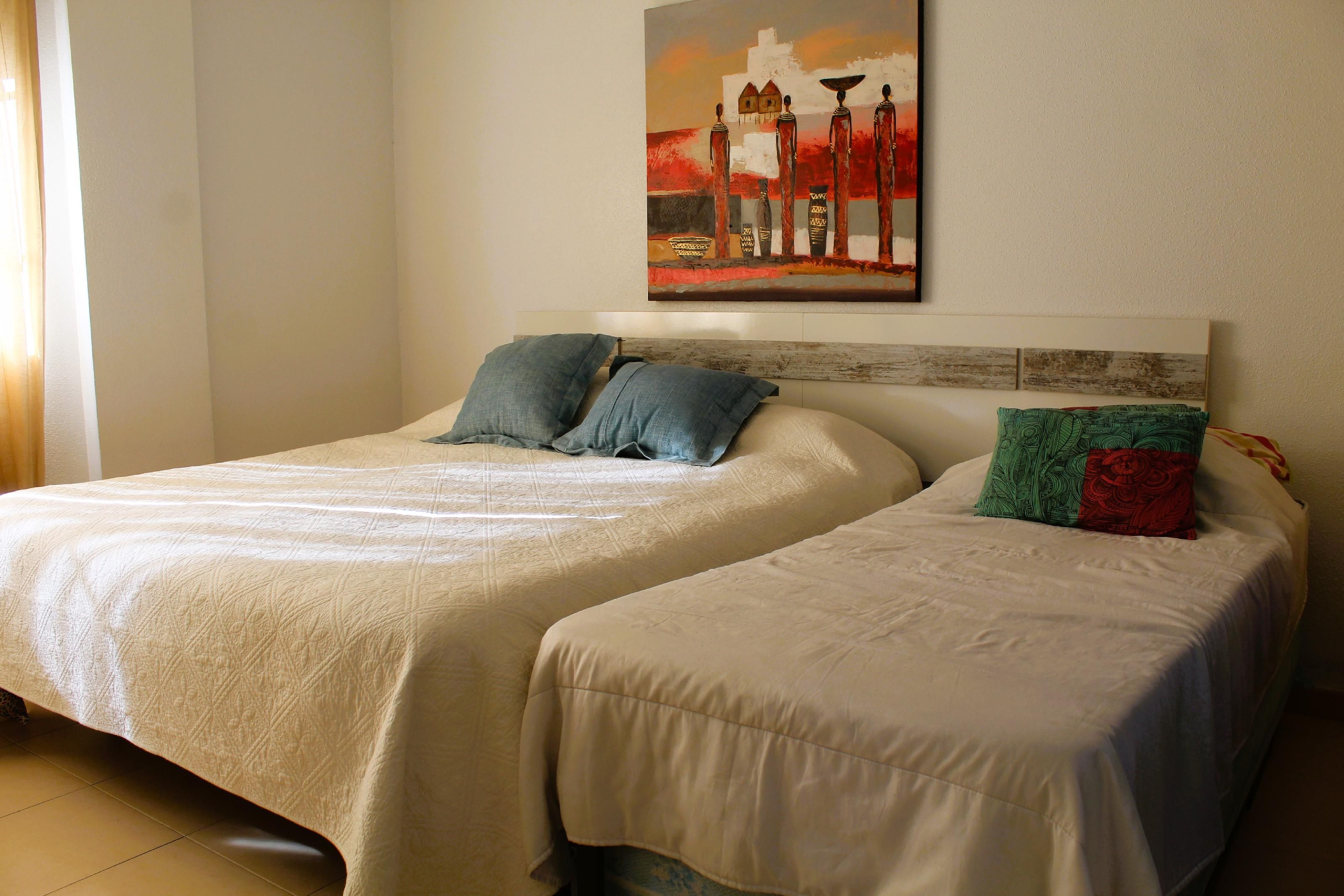 Dormitori de Planta baixa en venda en Daya Nueva amb Aire condicionat, Terrassa i Piscina