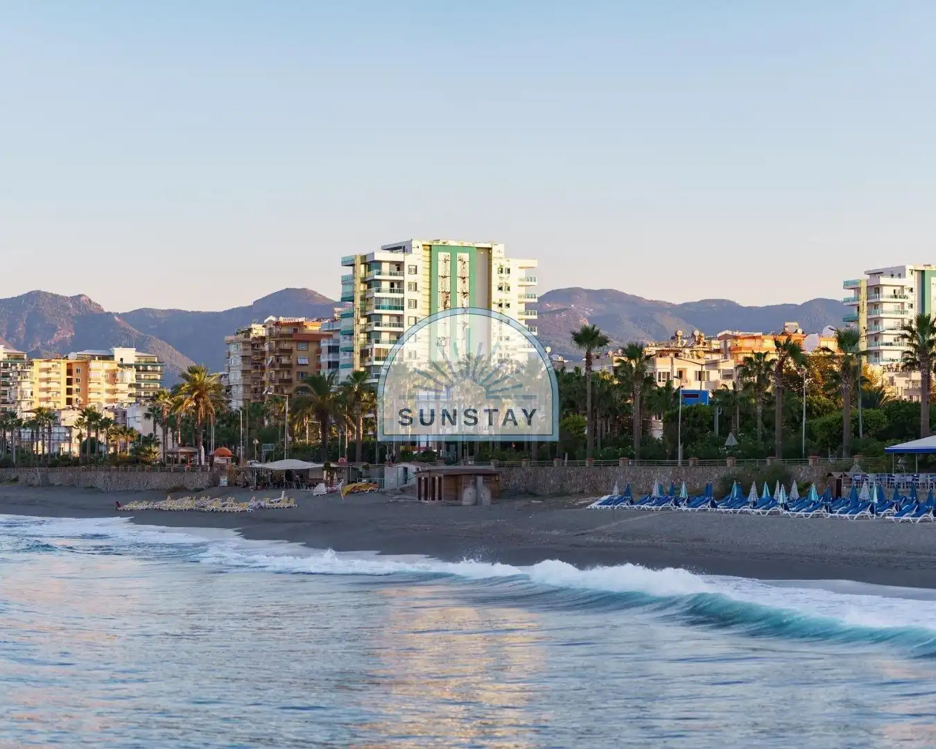Vista exterior de Apartamento en venta en Torremolinos con Piscina comunitaria