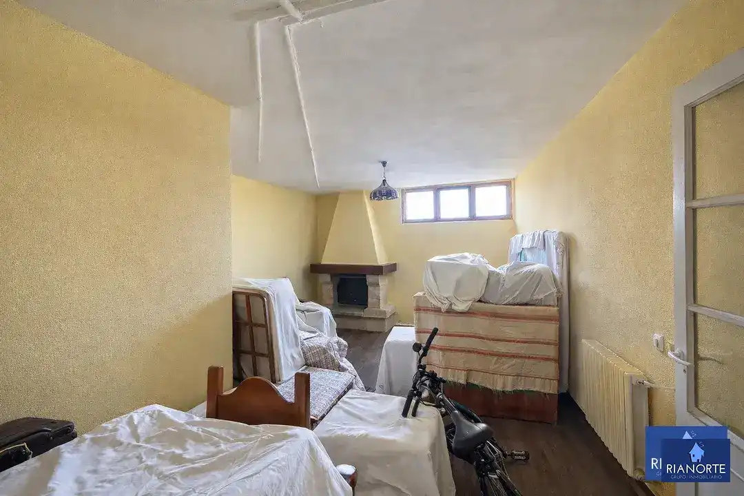 Houses for sale in Gozón  with Heating, Private garden and Storage room