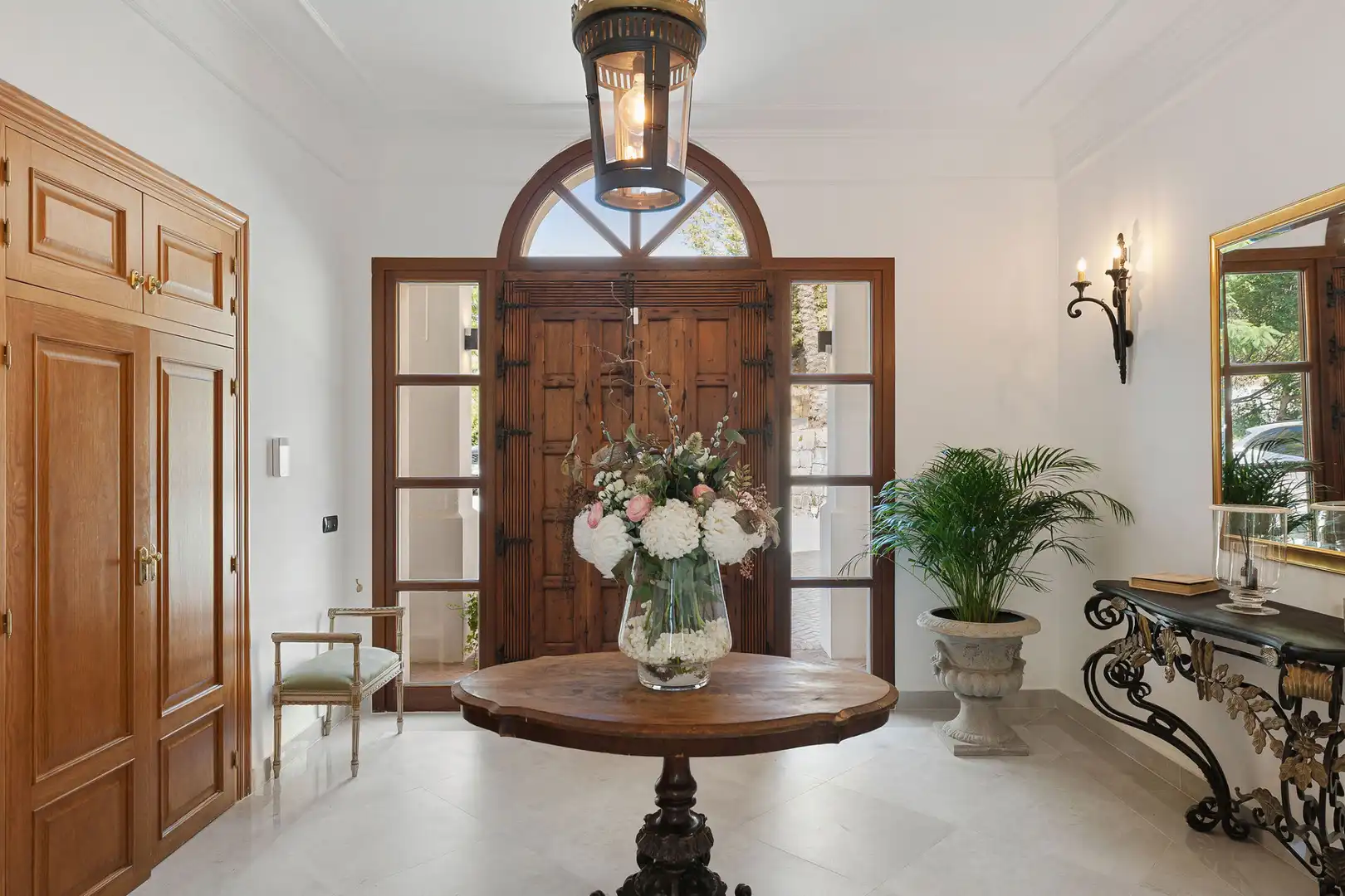 Houses for sale in Benahavís  with Air Conditioner, Private garden and Swimming Pool