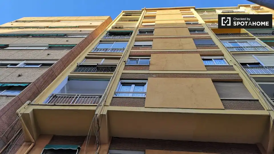 Vista exterior de Piso de alquiler en Valencia con Aire acondicionado, Calefacción y Amueblado
