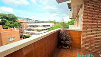 Exterior view of Flat for sale in  Barcelona Capital  with Heating, Terrace and Balcony