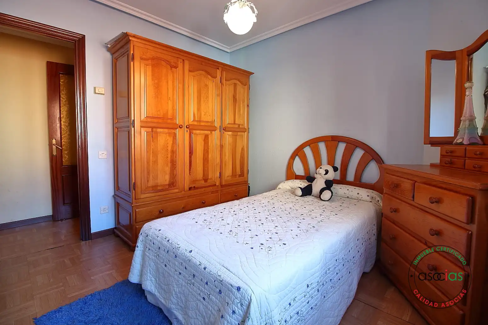 Habitación de Piso en venta en Gijón  con Calefacción, Parquet y Terraza