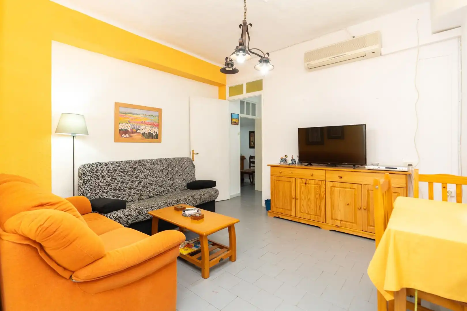 Wohnzimmer von Büro zum Verkauf in Motril mit Klimaanlage