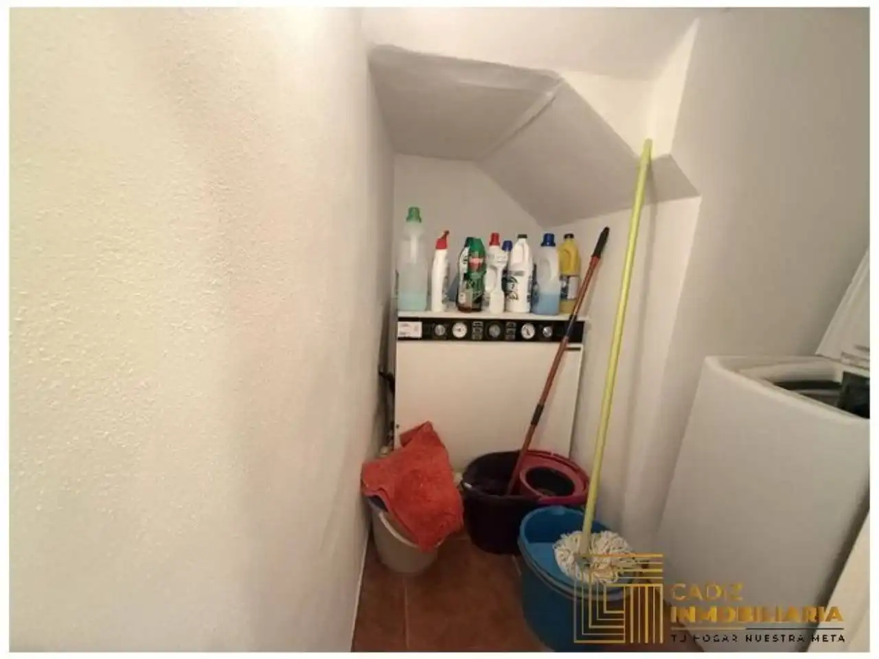 Wohnung zum Verkauf in Cádiz mit Klimaanlage