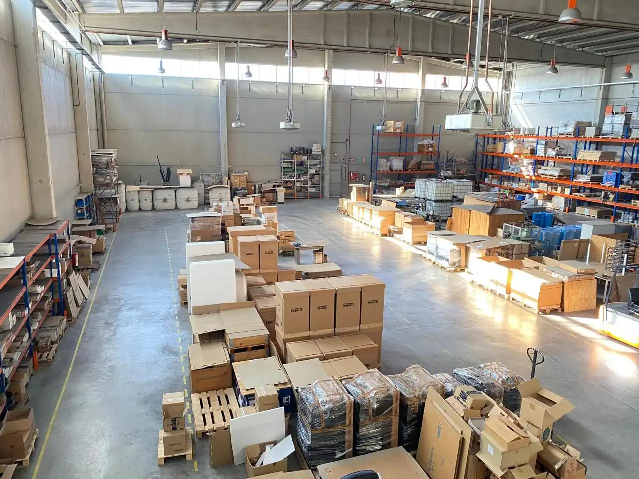 Nau industrial en venda a Morse, Los Olivos - Los Ángeles