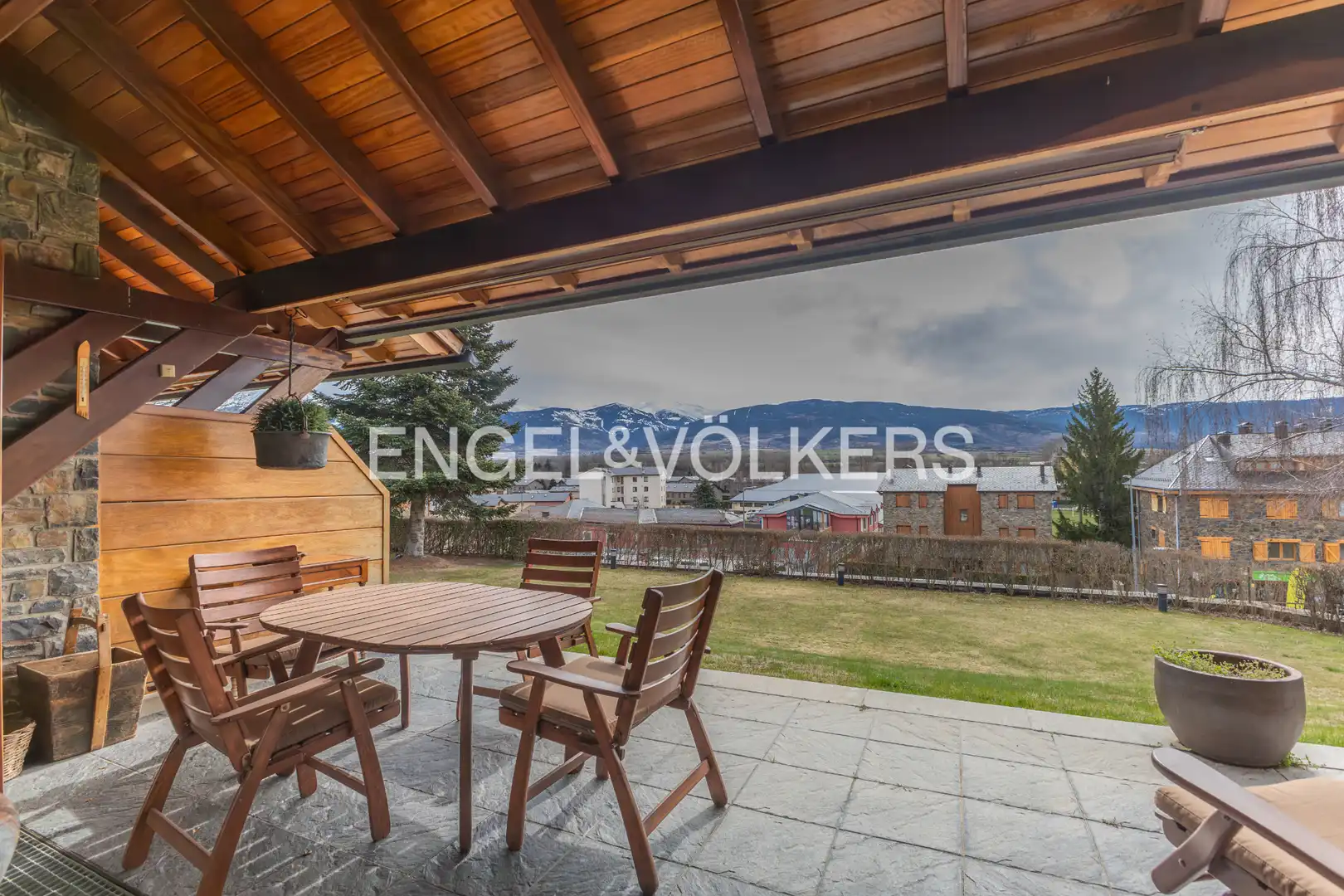 Terrace of Detached homes for sale in Llívia  with Heating, Parquet flooring and Terrace