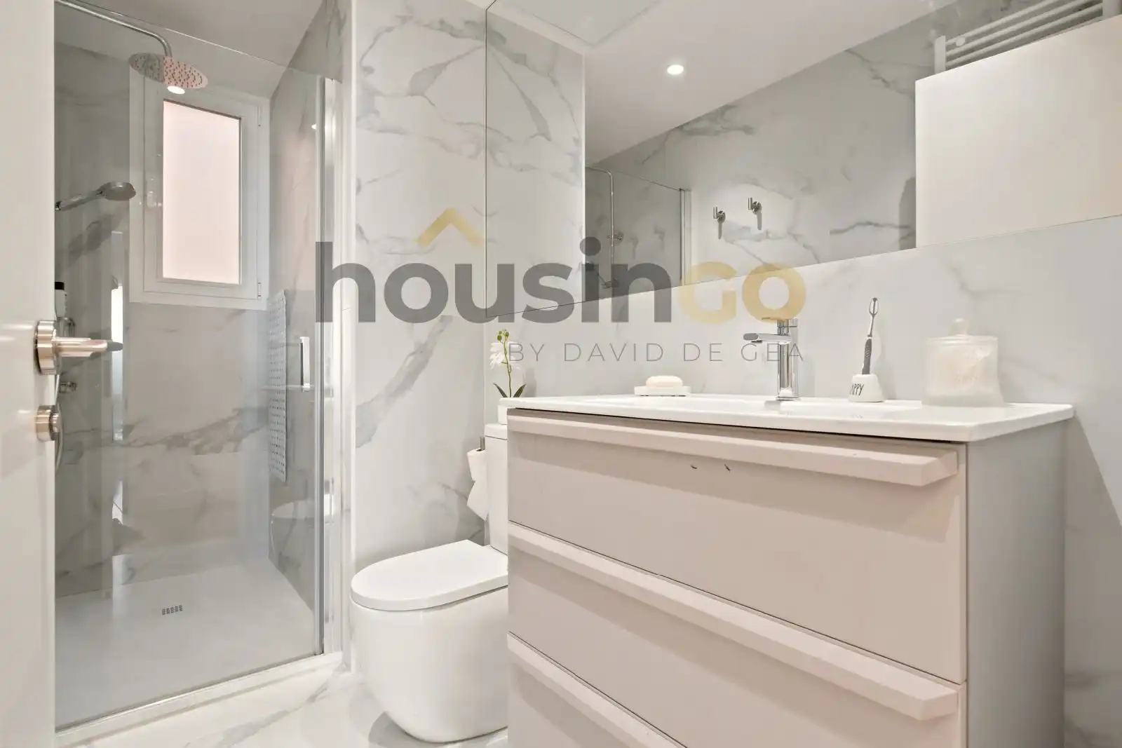 Baño de Piso en venta en Madrid con Aire acondicionado, Calefacción y Parquet