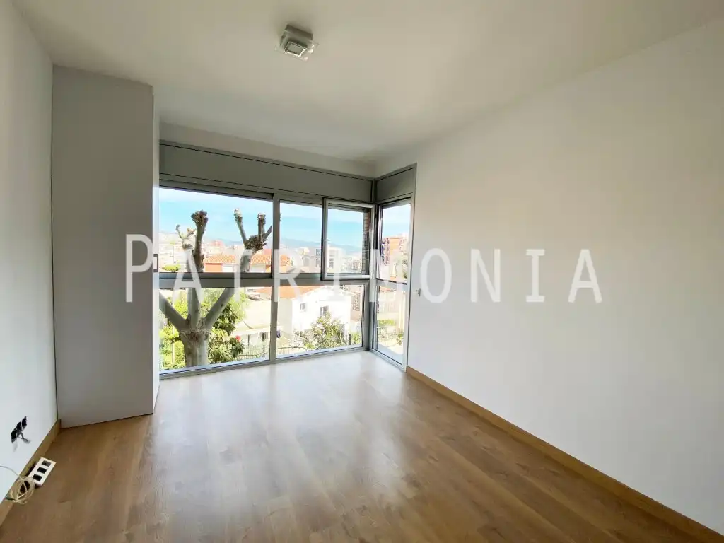 Habitación de Piso en venta en Barcelona