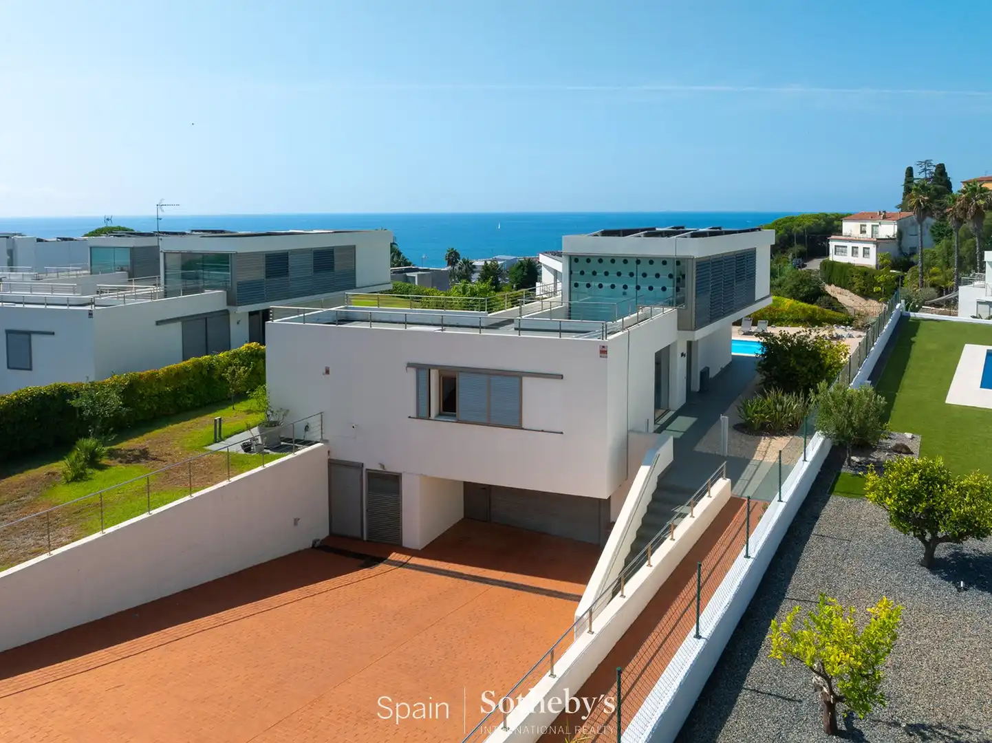 Vista exterior de Casa o xalet en venda en Arenys de Mar amb Aire condicionat, Calefacció i Jardí privat