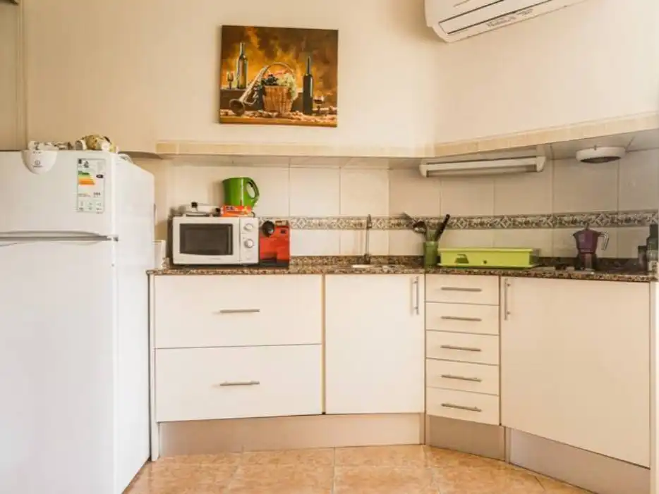 Cuina de Estudi de lloguer en Vila-seca amb Aire condicionat, Moblat i Rentadora