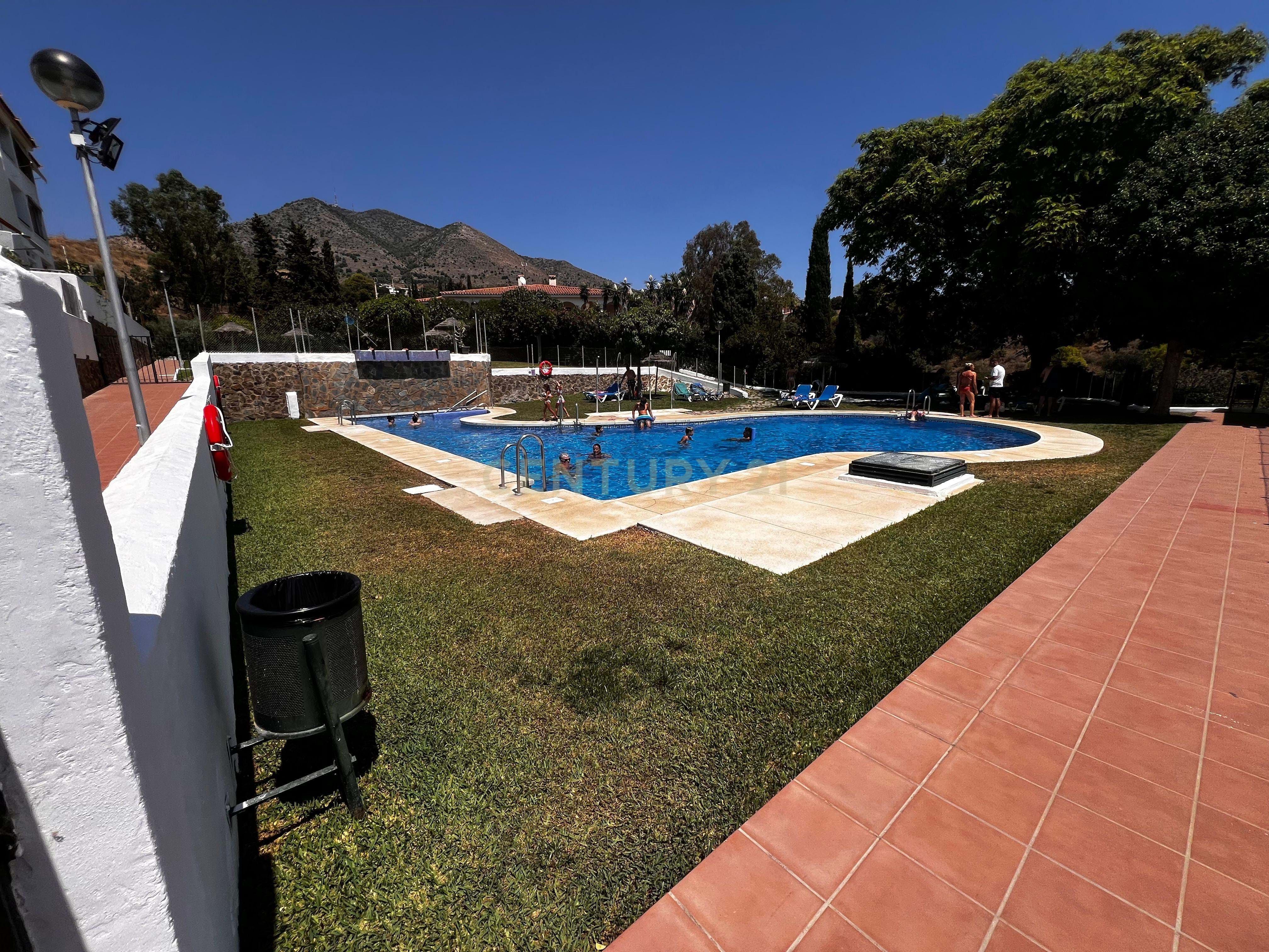 Garden of Flat for sale in Benalmádena  with Air Conditioner, Terrace and Swimming Pool