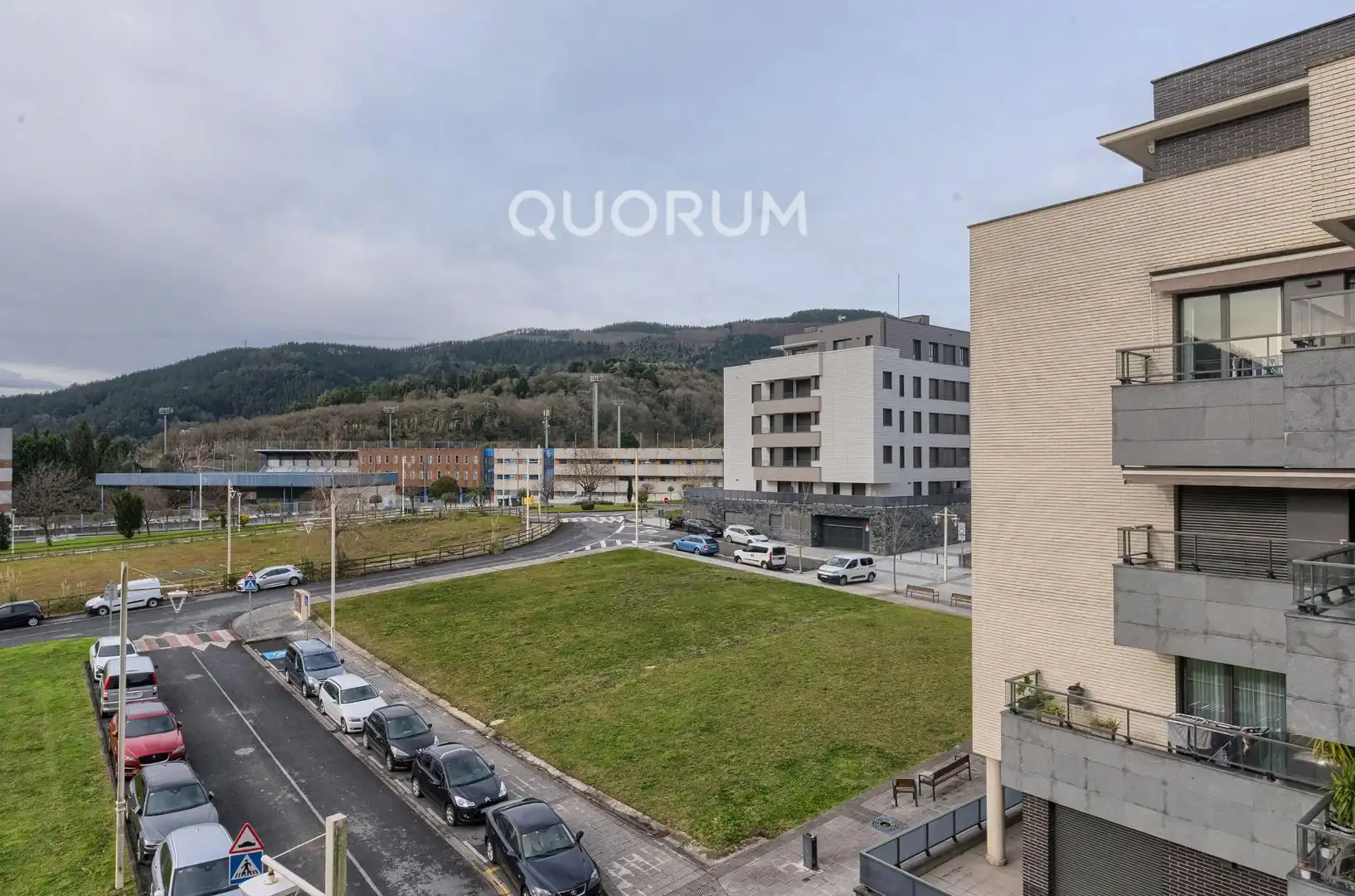 Parking de Piso en venta en Arrigorriaga con Calefacción, Terraza y Trastero