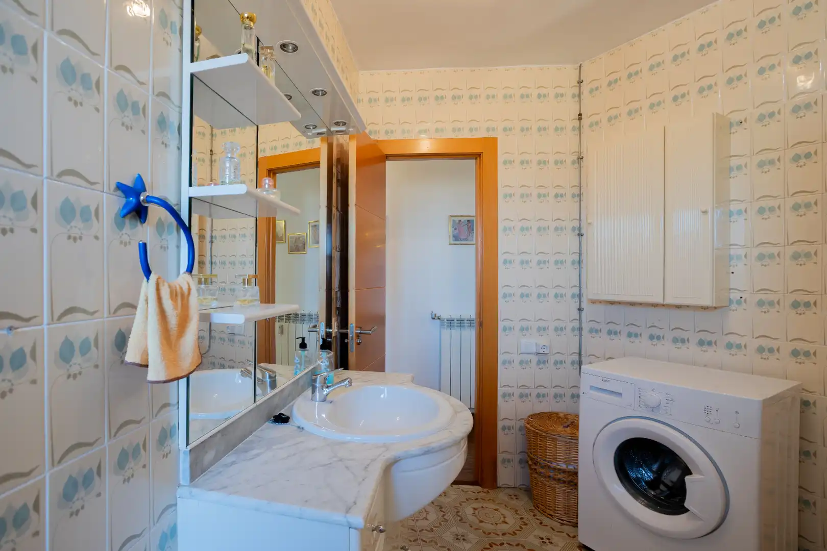 Baño de Ático en venta en Zamora Capital  con Calefacción, Terraza y Balcón