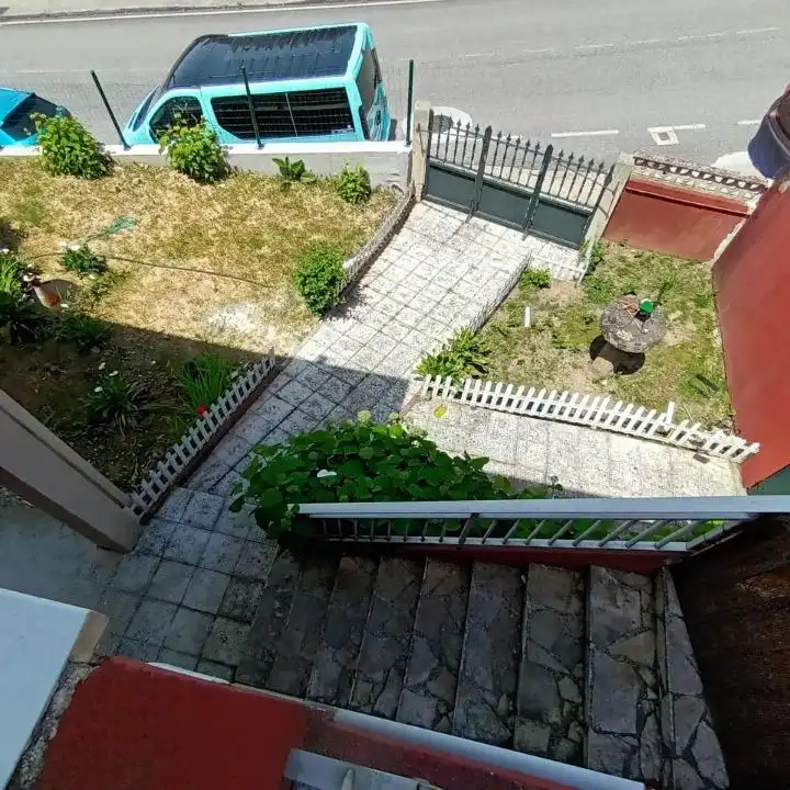 Terraza de Casa o chalet en venta en Vigo  con Calefacción, Jardín privado y Terraza