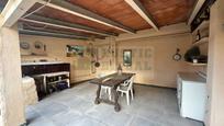 Country house zum verkauf in La Bisbal d'Empordà mit Klimaanlage, Heizung und Privatgarten