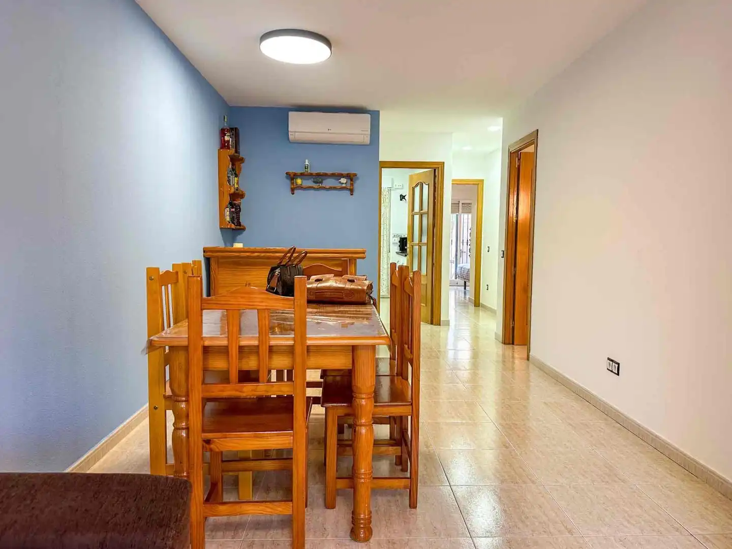 Comedor de Casa o chalet de alquiler en Pueblo Acantilado - Lanuza