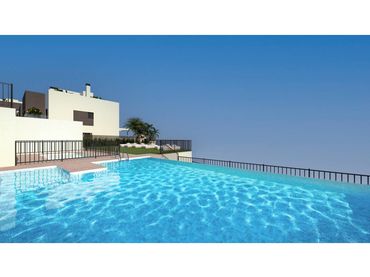Adossat amb piscina en venda a Avenida Condado de Huelva