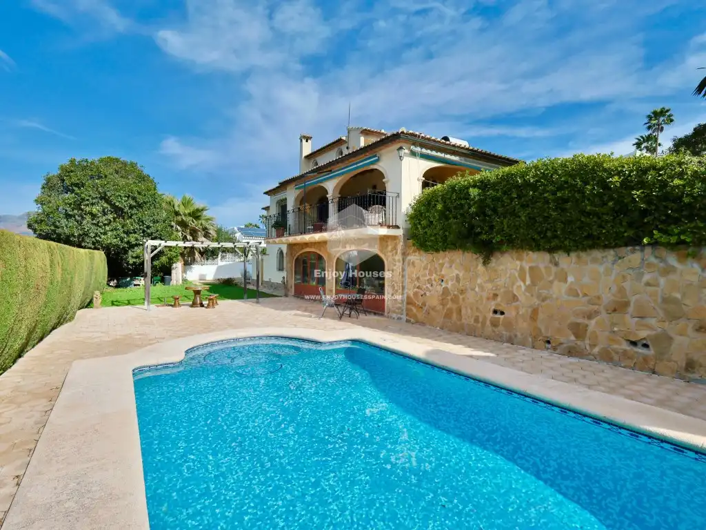 Houses for sale in Partides comunes - Adsubia