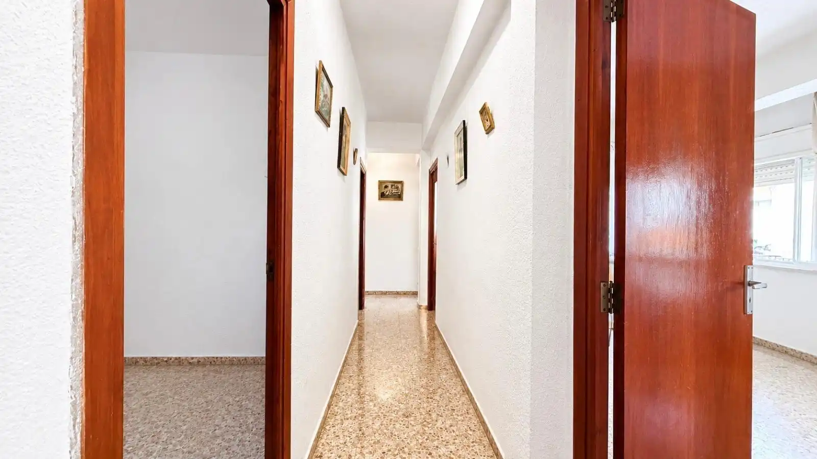 Wohnung zum Verkauf in Carlet mit Balkon