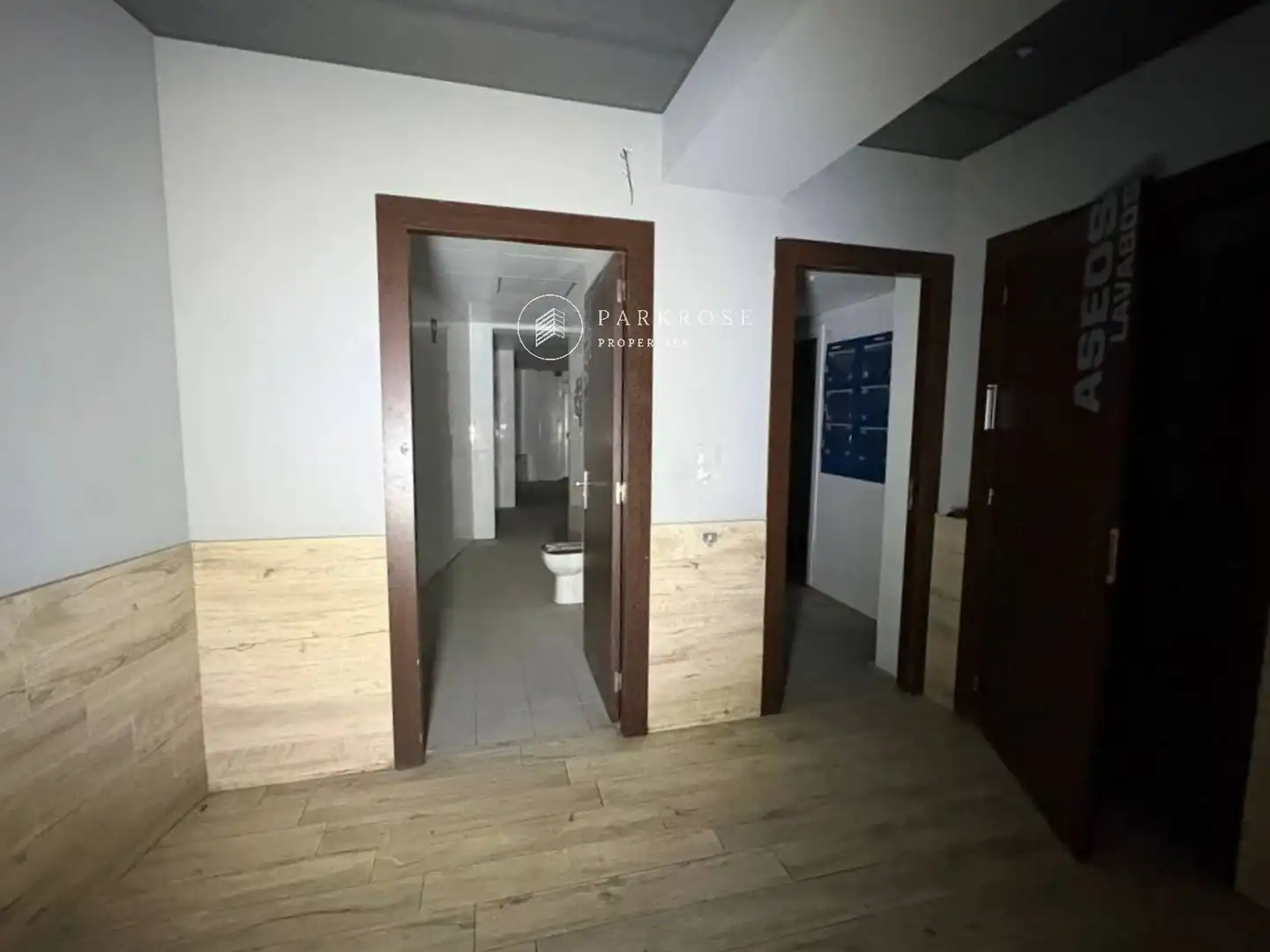 Local comercial de lloguer a Viladomat, imagen 7