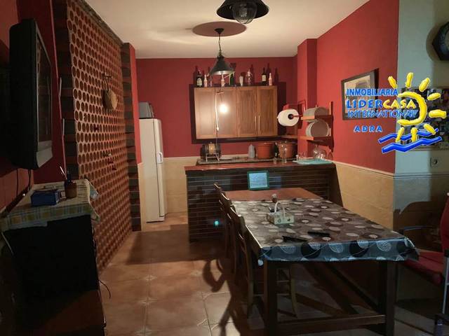 Piso en Venta en Adra