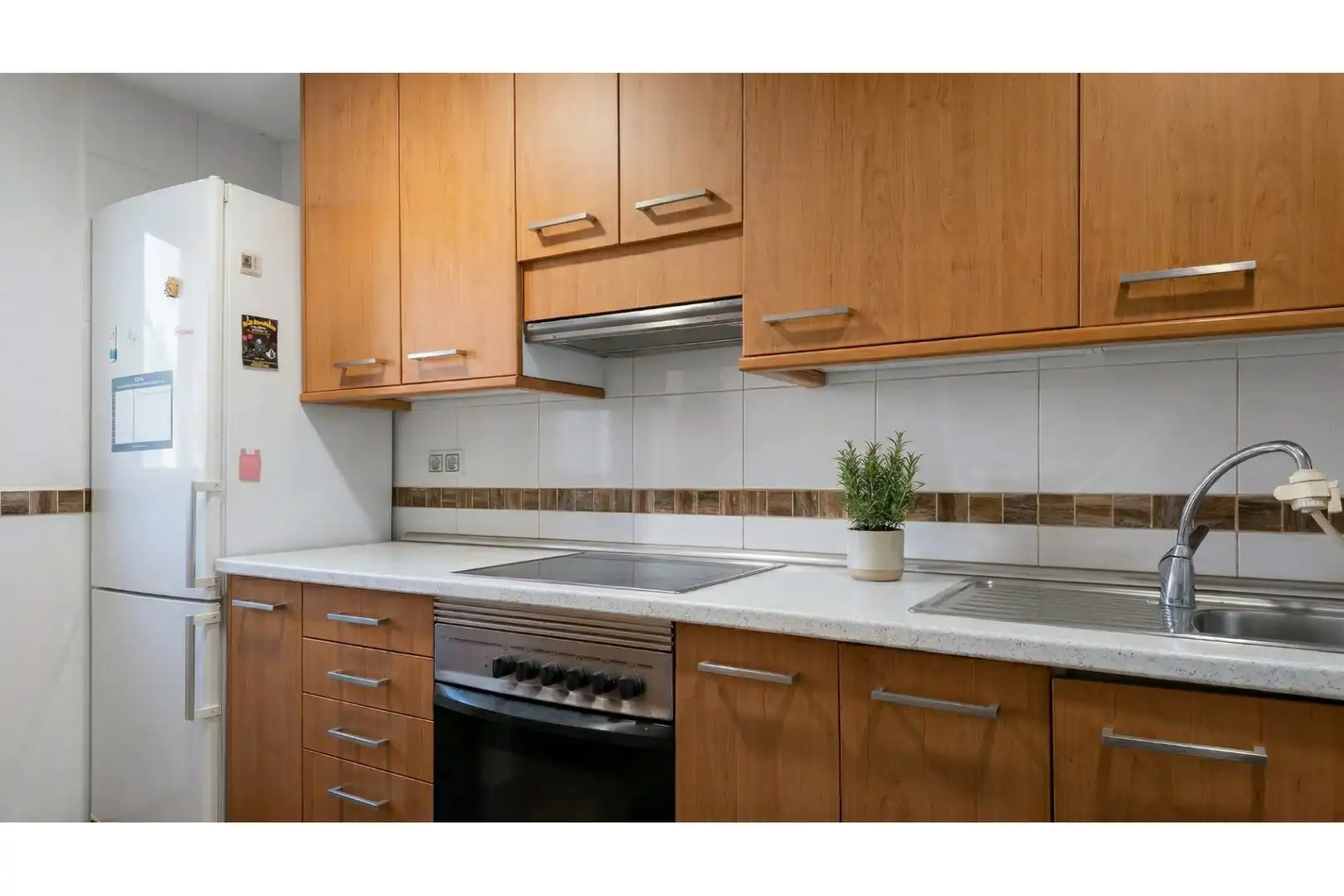 Kitchen of Flat for sale in Alicante / Alacant  with Air Conditioner, Heating and Private garden
