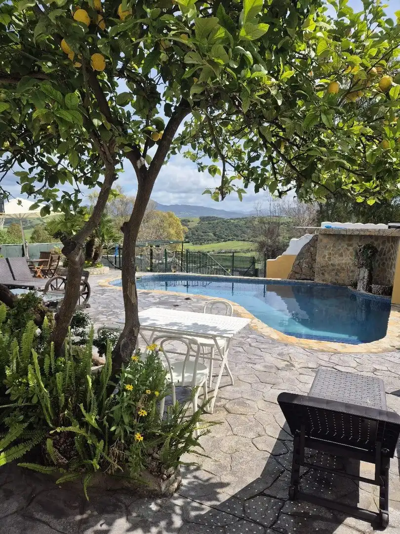 Casa rústica amb piscina en venda a Jimena de la Frontera, imagen 2