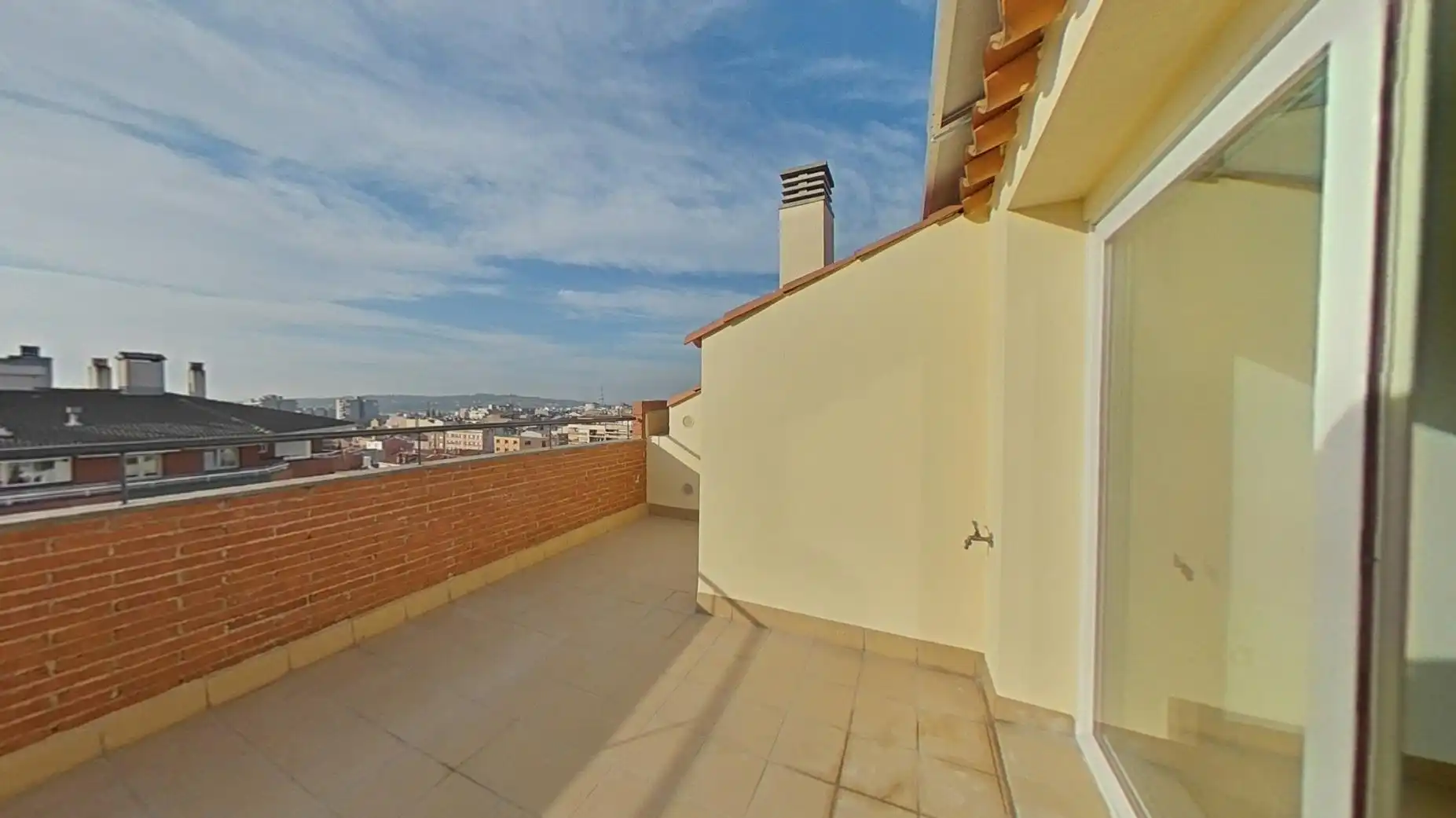 Piso en venta en Av Abat Marcet, Zona Esportiva