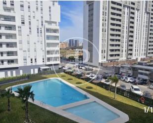 Swimming pool of Flat to rent in  Valencia Capital  with Air Conditioner, Heating and Private garden