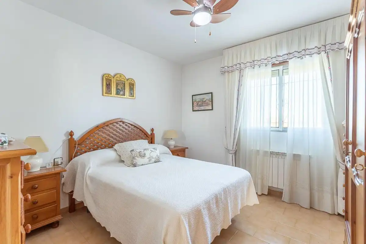 Detached house with pool for sale in Gójar, imagen 19