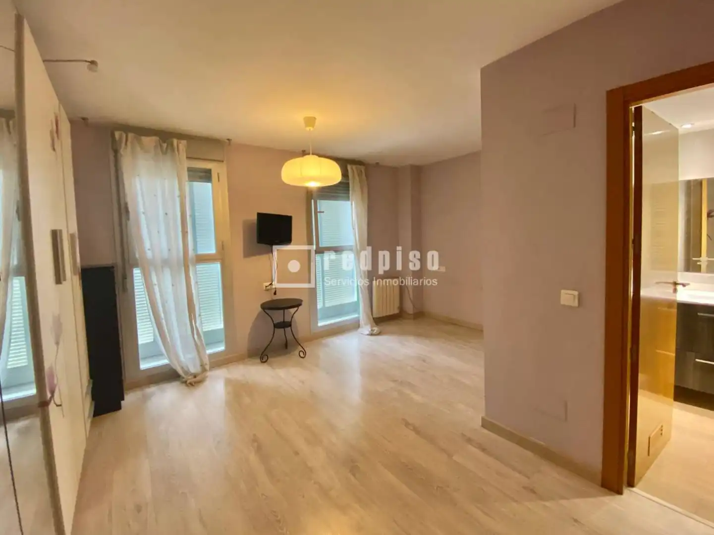 Habitación de Piso en venta en Málaga con Aire acondicionado, Calefacción y Jardín privado