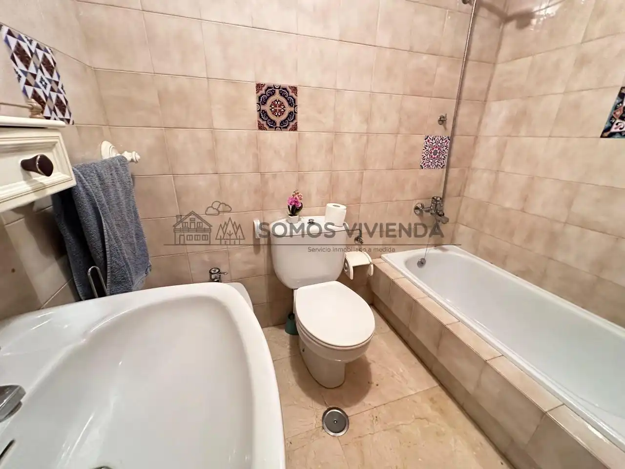 Badezimmer von Dachboden zur Miete in Ourense Capital  mit Heizung, Terrasse und Möbliert