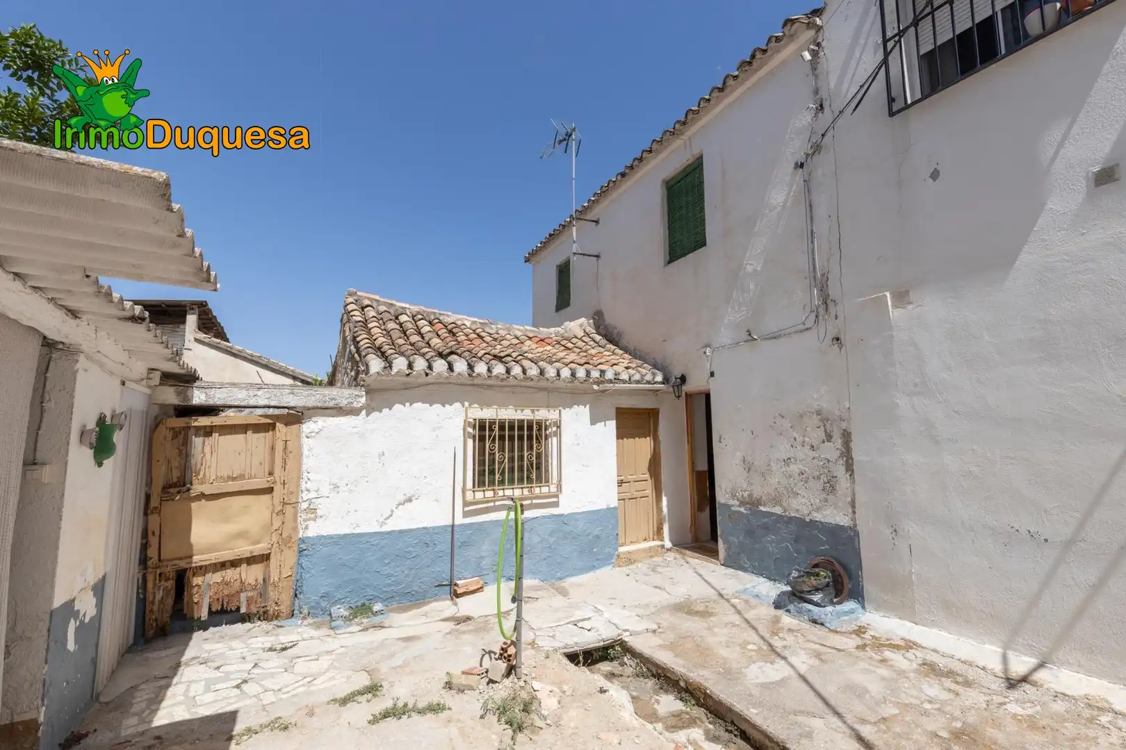 Casa a schiera con giardino in vendita a La Zubia Ciudad