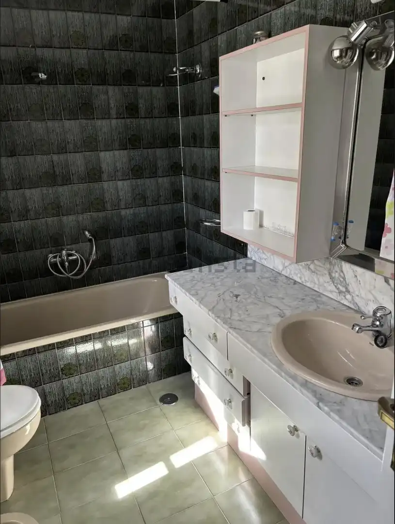 Bany de Casa o xalet en venda en Murcia amb Aire condicionat, Calefacció i Jardí privat
