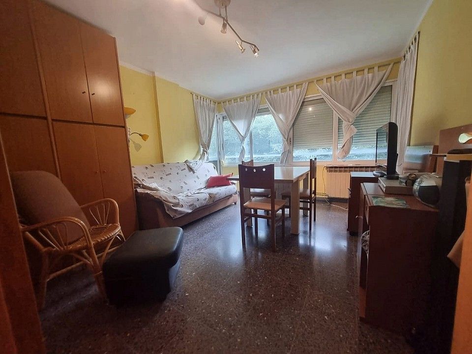 Living room of Flat for sale in  Barcelona Capital  with Heating, Parquet flooring and Terrace
