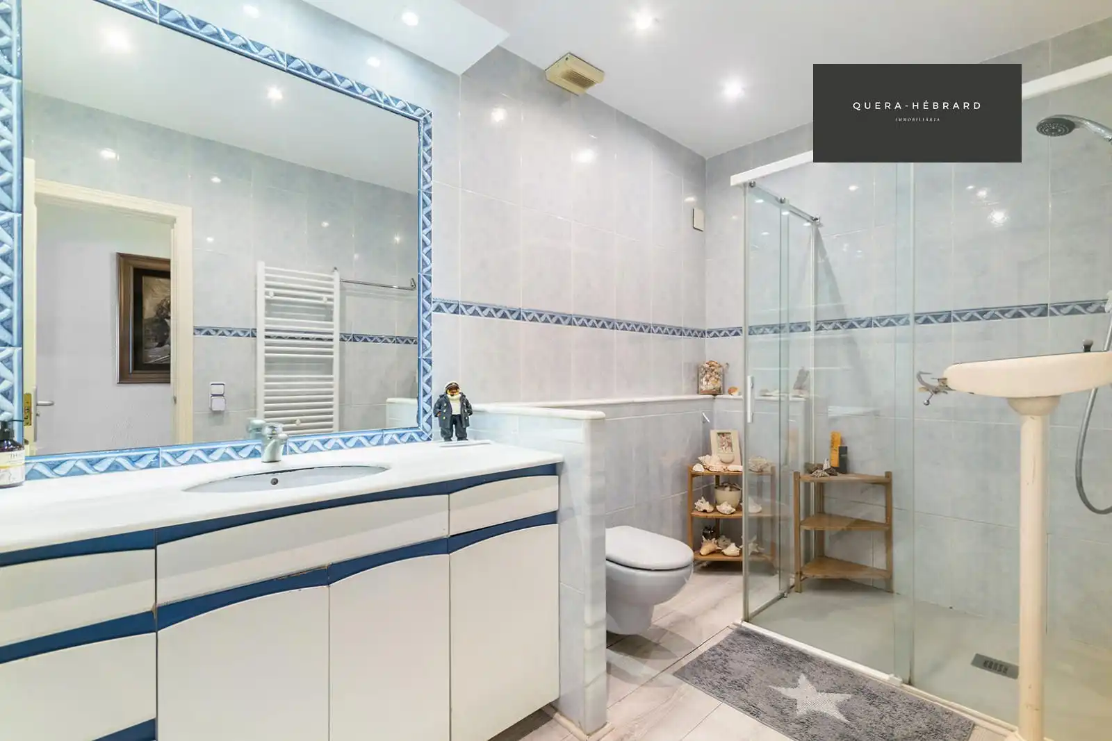 Baño de Casa adosada en venta en Sant Cugat del Vallès con Calefacción, Parquet y Terraza