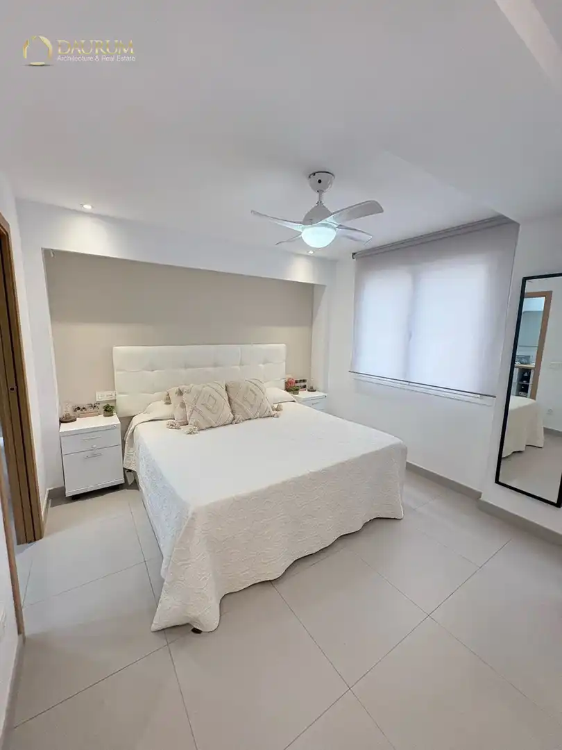 Schlafzimmer von Wohnung zum Verkauf in Marbella mit Klimaanlage, Heizung und Terrasse