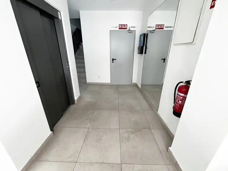 Estudi de lloguer en Madrid amb Aire condicionat, Calefacció i Moblat