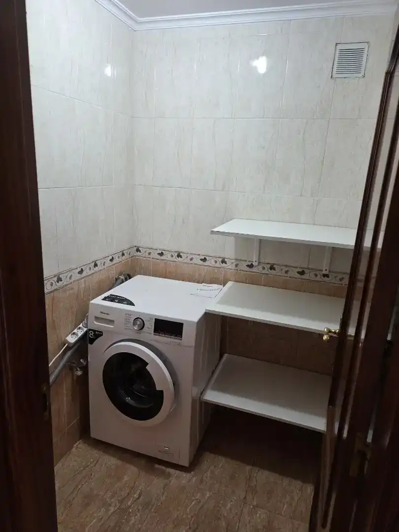 Badezimmer von Wohnung zur Miete in Narón