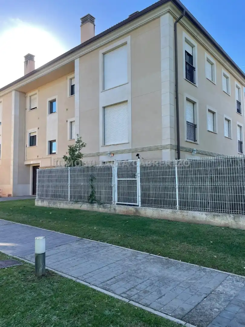 Exterior view of Flat for sale in Sojuela, La Rioja