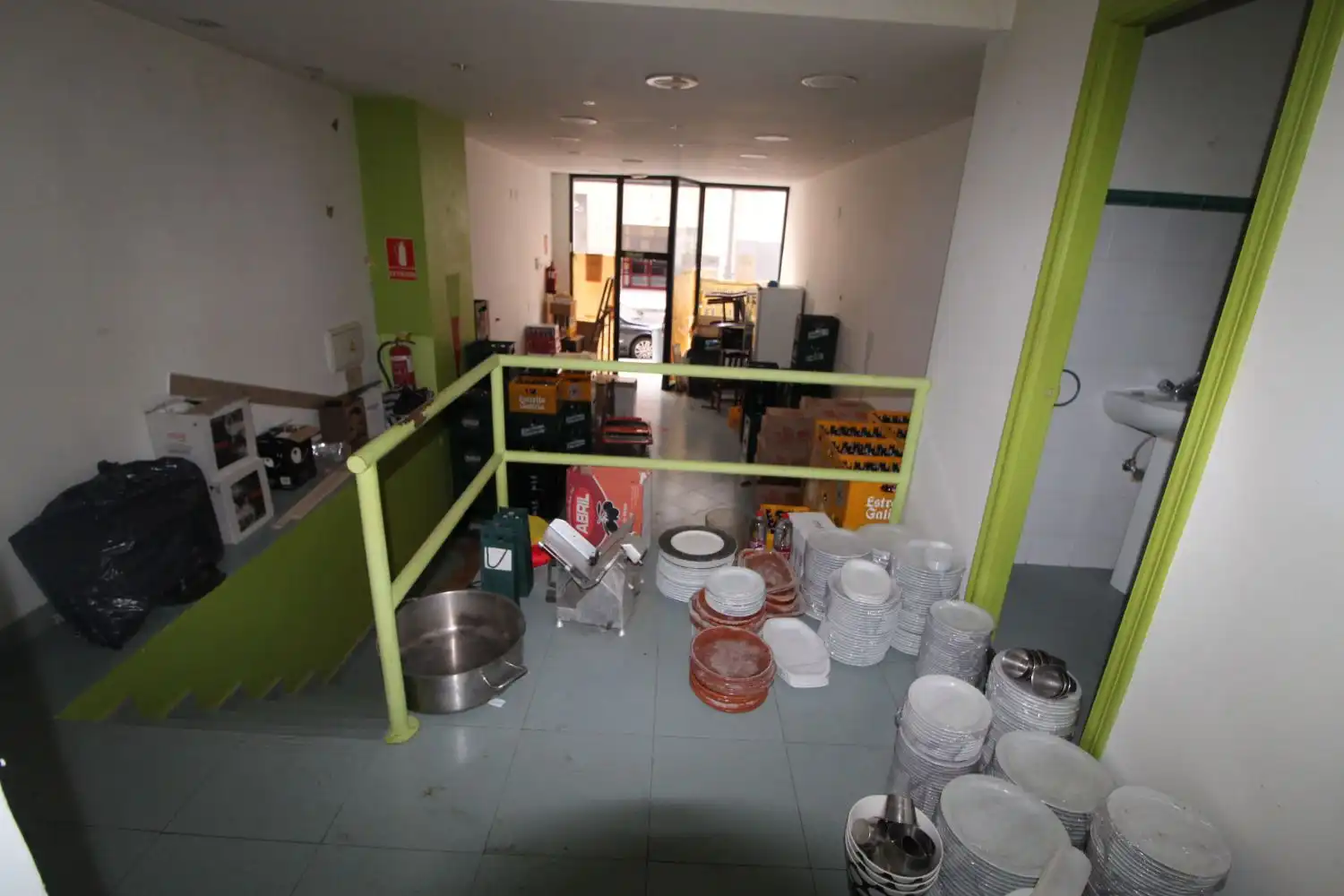 Cocina de Local de alquiler en Oviedo 