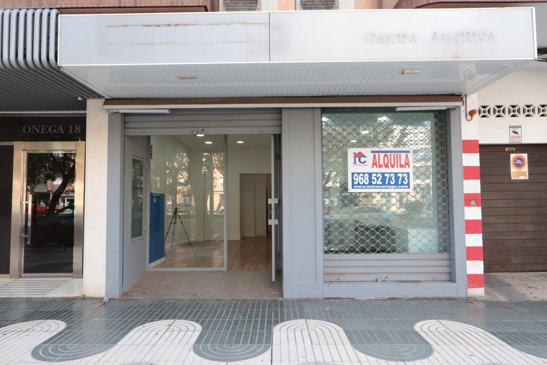 Premises to rent in Cartagena  with Air Conditioner