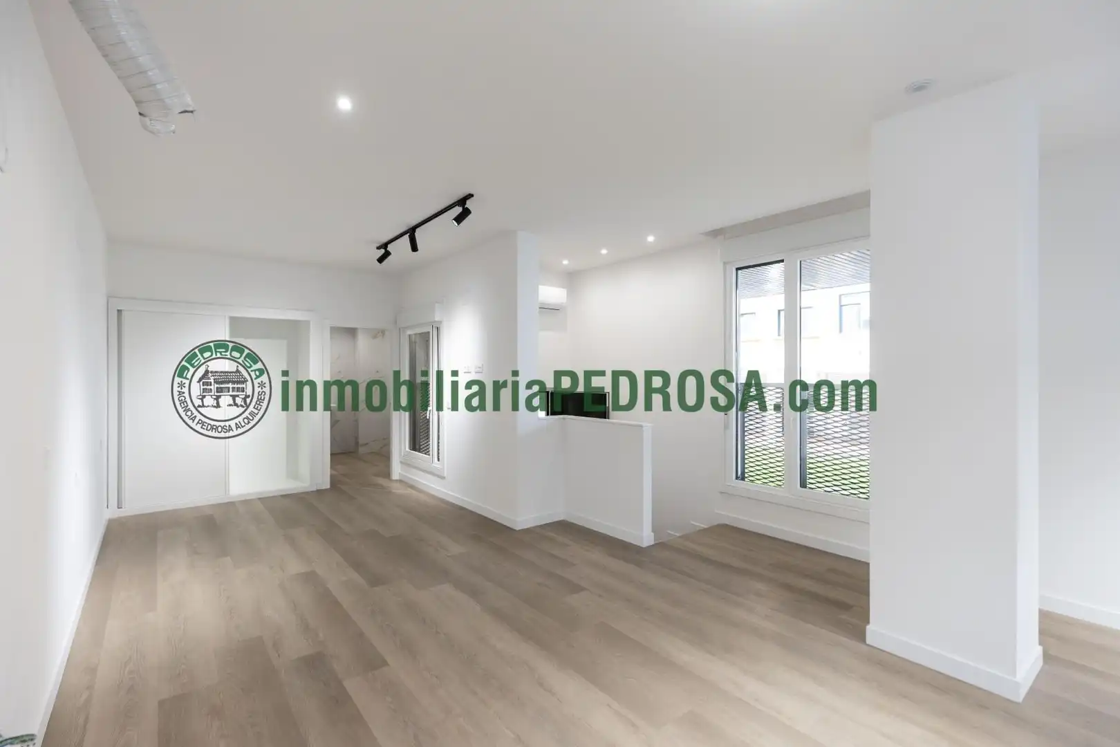 Loft in vendita a Calle María Victoria Moreno 27, imagen 4