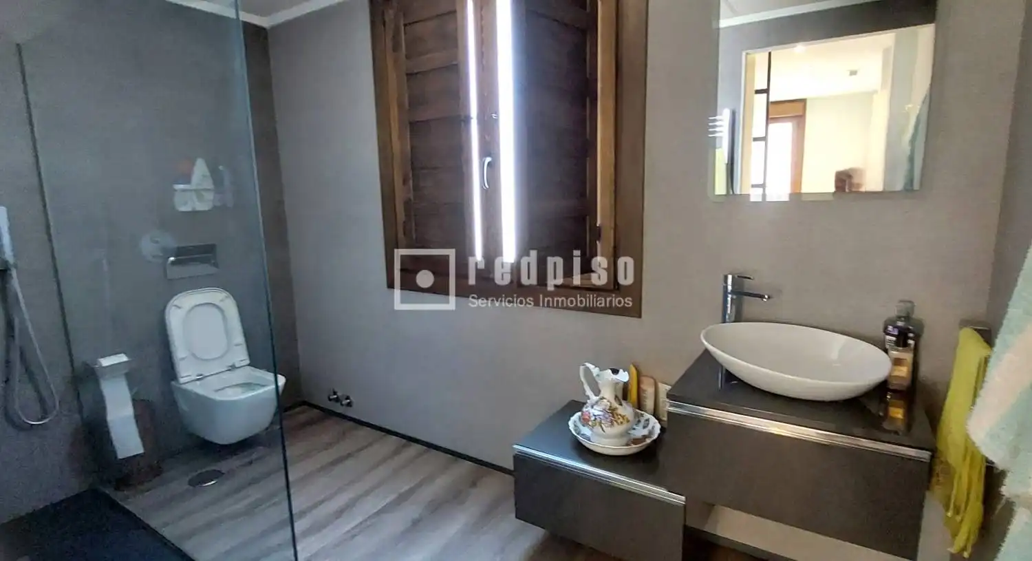 Bathroom of Houses for sale in Malpica de Tajo  with Air Conditioner, Heating and Storage room
