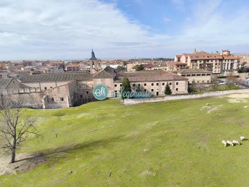 Piso en venta en Segovia con Aire acondicionado, Calefacción y Trastero