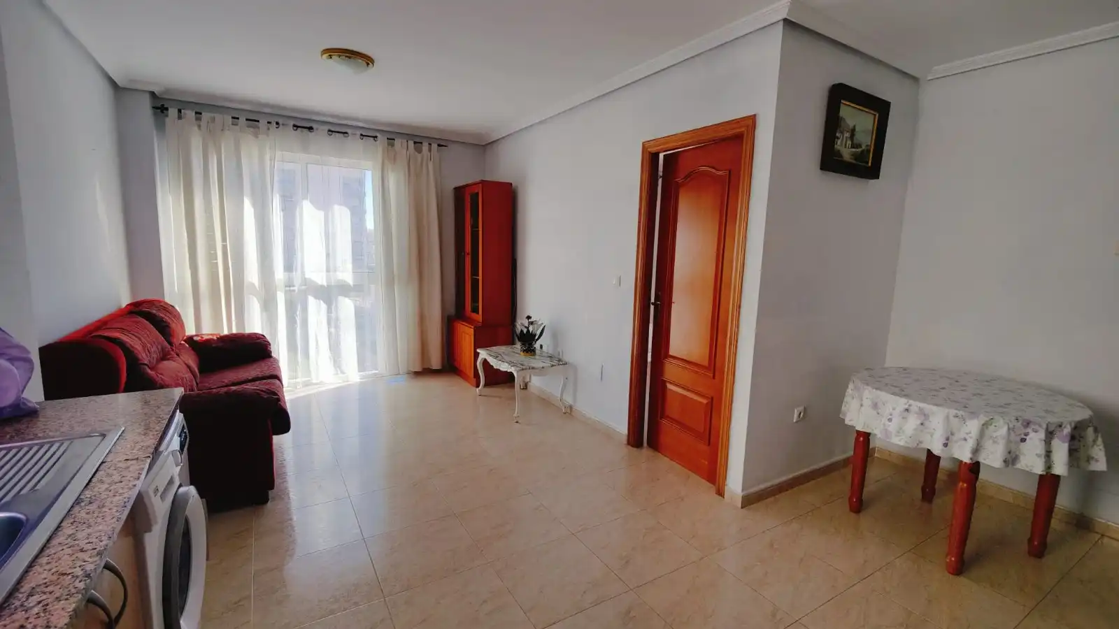 Sala d'estar de Pis en venda en Torrevieja amb Moblat